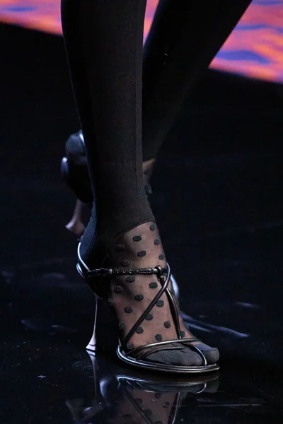 Look 7
